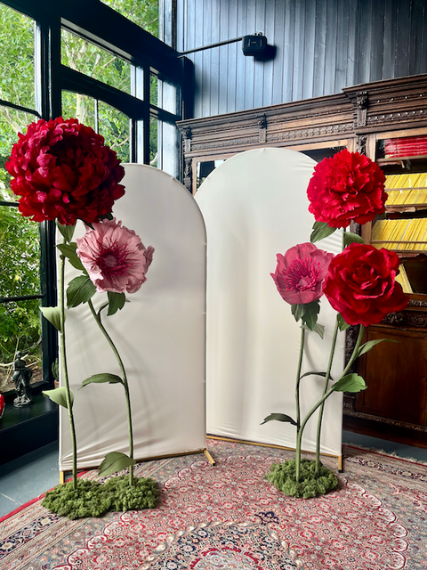 Red pinkweddingbackdrop